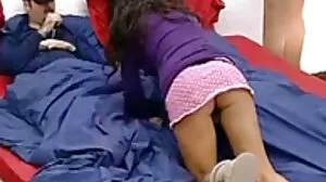 SISPORN. Gadis comel naif ke nenek melayu sex dalam seks pantang dengan anak tirinya yang bijak