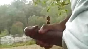Kecil molek orang asia menghisap awek melayu hisap konek dan menunggang batang