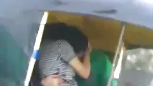 Kit dan Scarlett memanfaatkan video lucah isteri masa berkualiti mereka bersama-sama