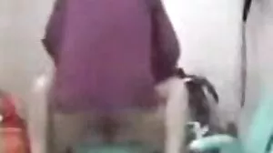 Wanita tua menghisap zakar dan cerita seks lesbian melayu menunggang