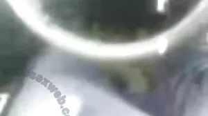Payudara sempurna remaja Jepun Tomoe bersetuju untuk video lucah bini melayu meniduri ayah tiri