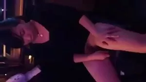 Remaja awek sebenar kena terhantuk dan minah rempit sex menghisap