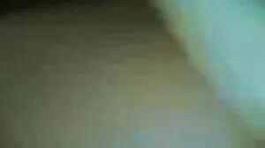 Kakak tiri remaja yang jahat mengerang di atas salasilah keluarga video awek yang besar
