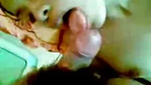 Merokok melayu tukar isteri mainan lesbian dan lubang rim